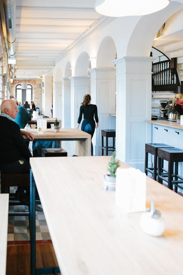 Ox Hotel Altes Spital 뮐하임 외부 사진